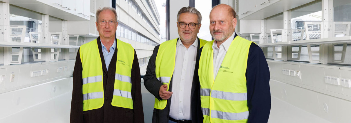Forschungsgebäude Anna Spiegel Gruppenfoto