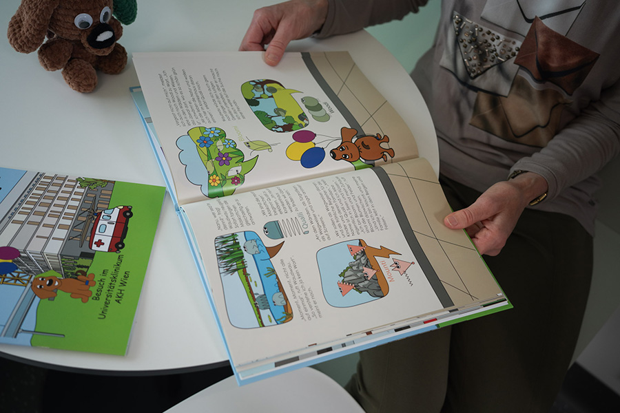 Buchprojekt „Wauziwau – Besuch im Universitätsklinikum AKH Wien“